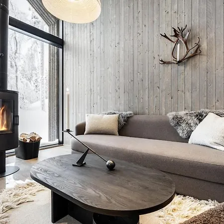 North Arctic 13a By Hilla Huoneisto *